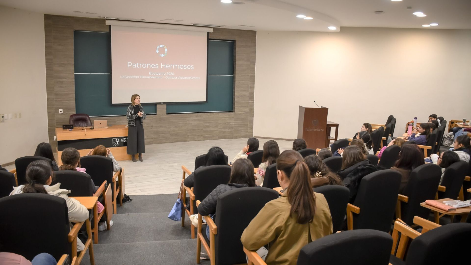 Industria de educaci&oacute;n